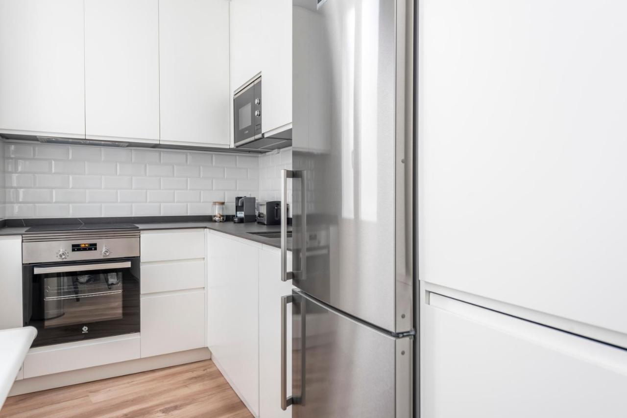 Alcala Street View Apartment Madrid Luaran gambar