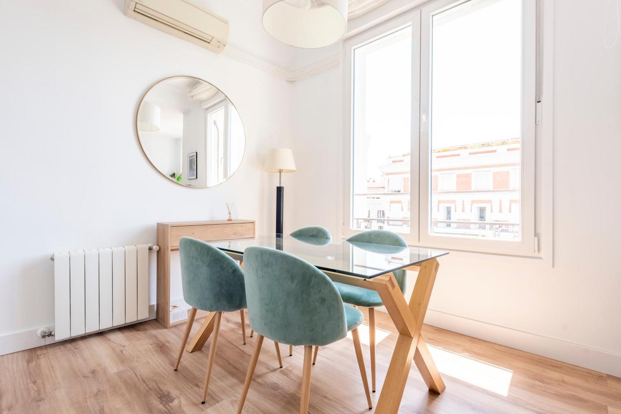 Alcala Street View Apartment Madrid Luaran gambar