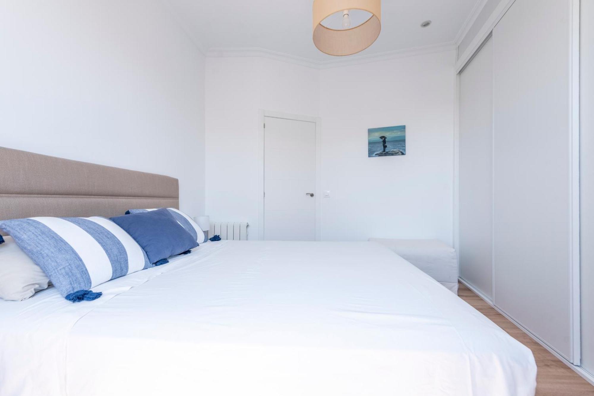 Alcala Street View Apartment Madrid Luaran gambar