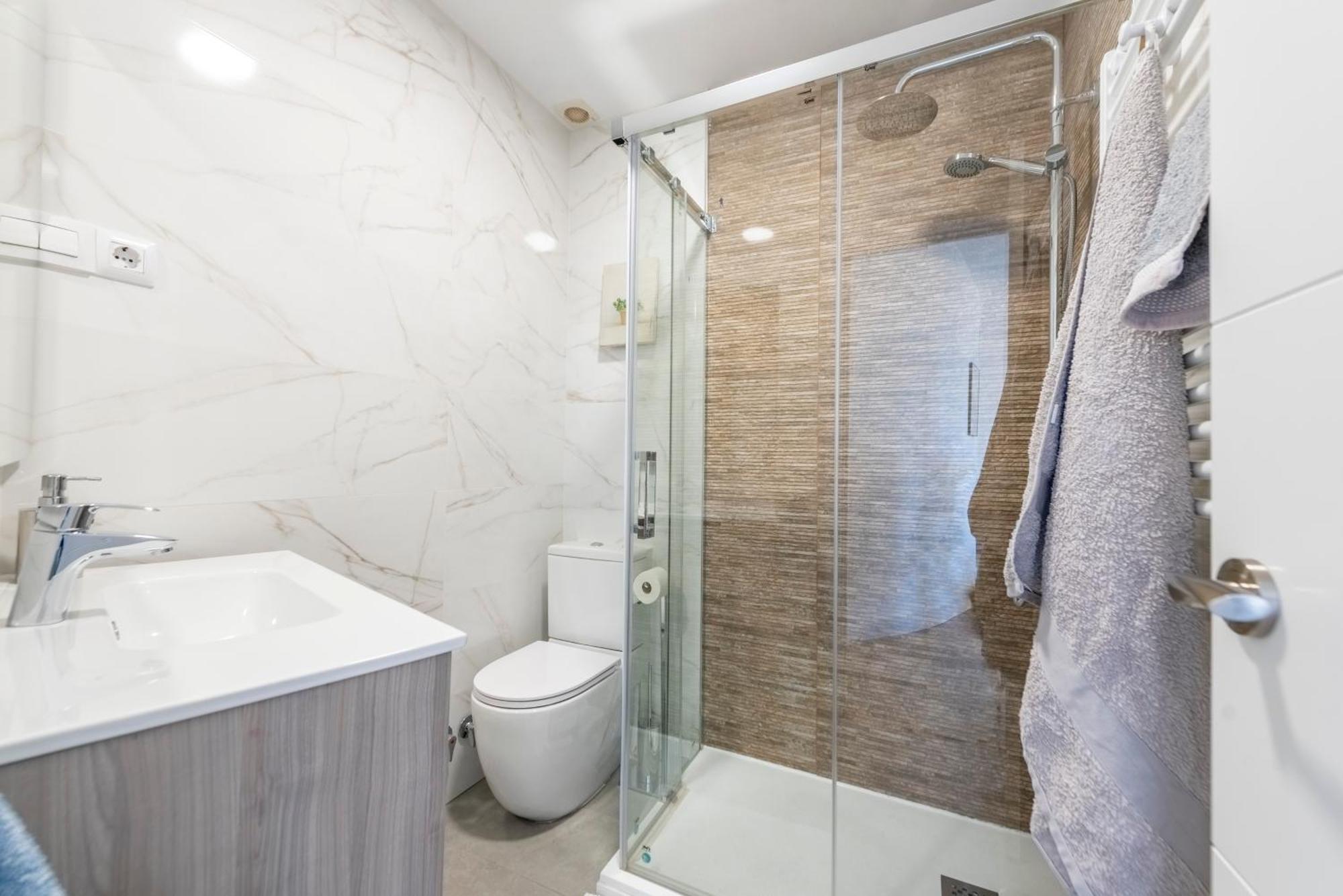 Alcala Street View Apartment Madrid Luaran gambar
